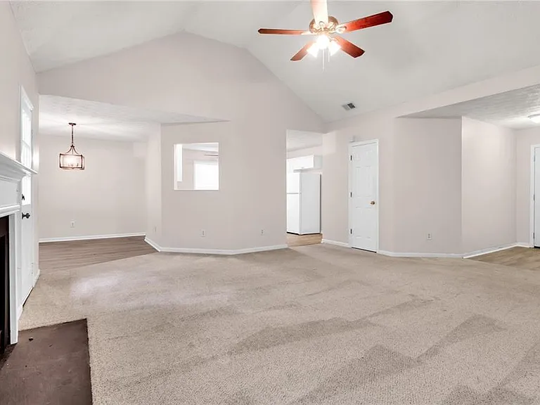 878 Grindstone Dr SW — Photo 7