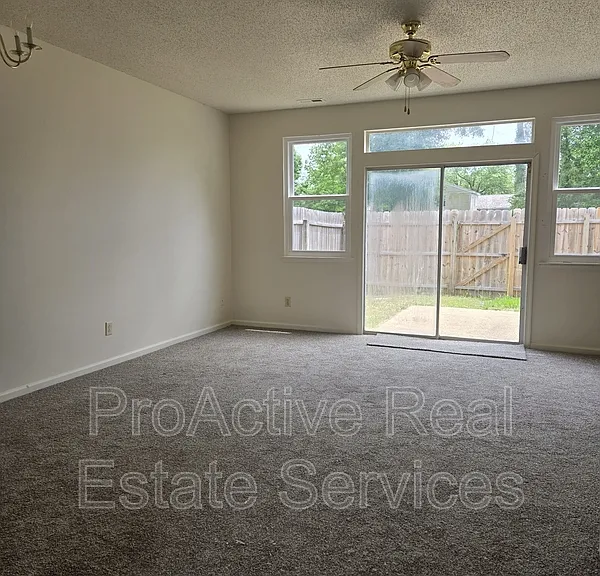 843 Old Clubhouse Rd — Photo 1