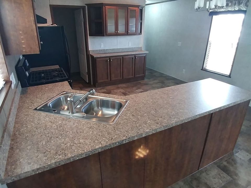 1st image of 68 Apple Ln