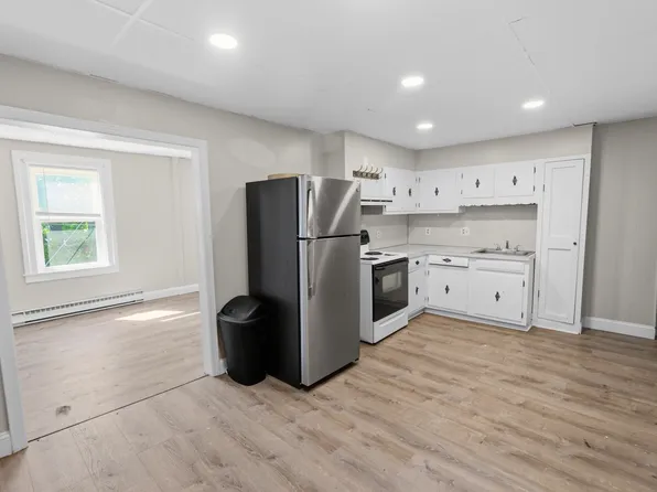 5 Centennial St, Putnam, CT
