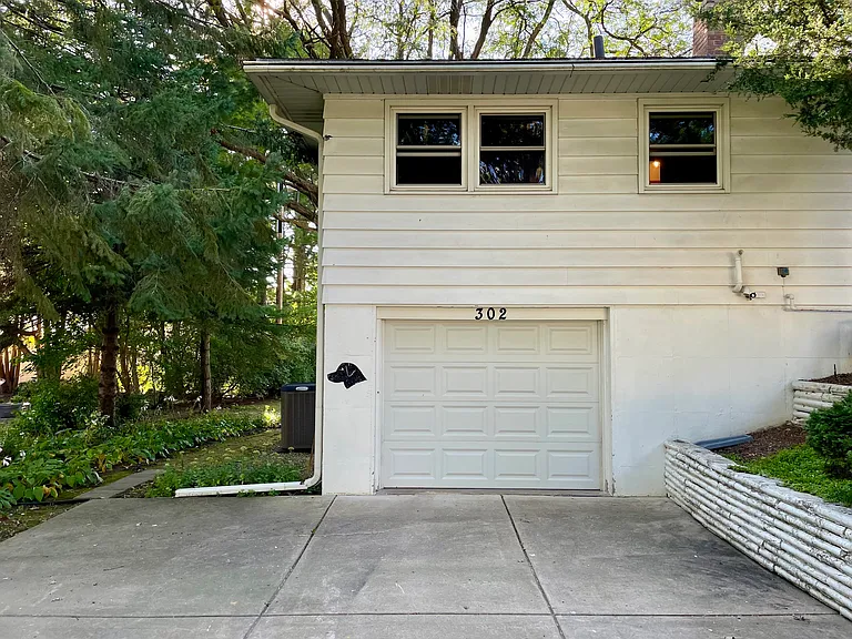 302 N Meadow Ln — Photo 28