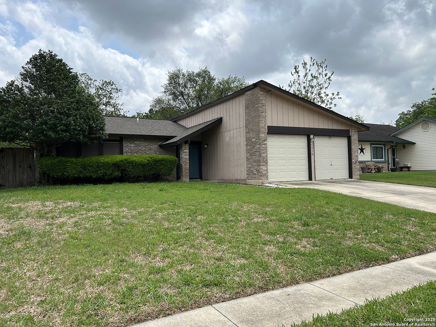 5938 Kissing Oak St, San Antonio, TX 78247 | Zillow