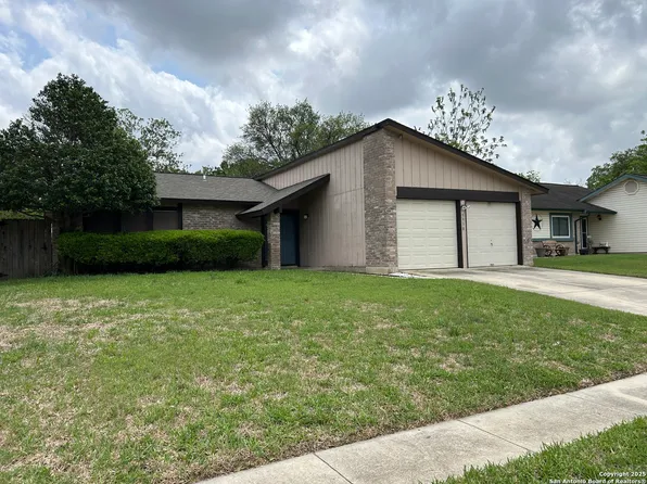 5938 Kissing Oak St, San Antonio, TX 78247
