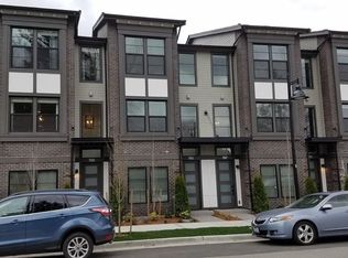 763 4th Ave NW #9, Issaquah, WA 98027