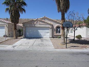 1st image of 2215 Saint Paul Way