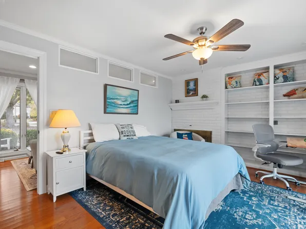 2901 Replica Ln, Portsmouth, VA 23703