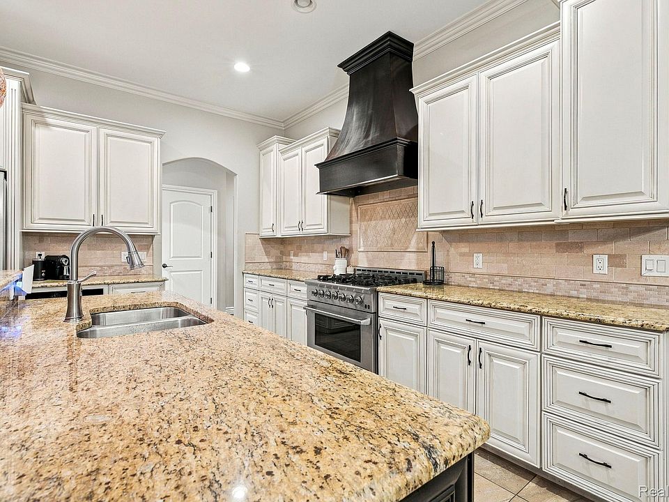 13050 Burningwood Dr, photo 15