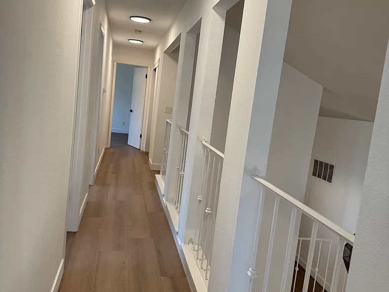 9116 Cornwall Dr — Photo 14