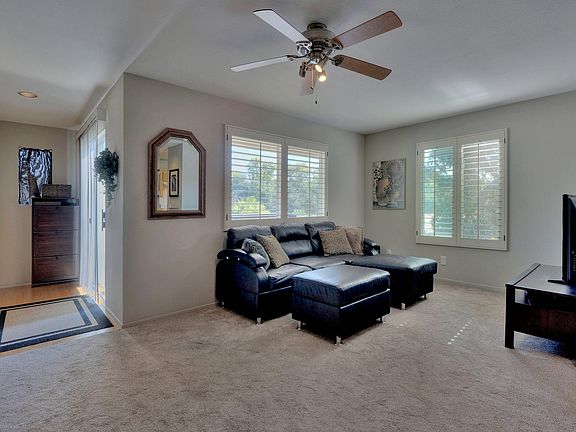 4th image of 780 Ovation Ct
