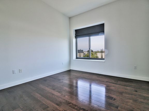 4th image of 88 Bush St Unit 4103