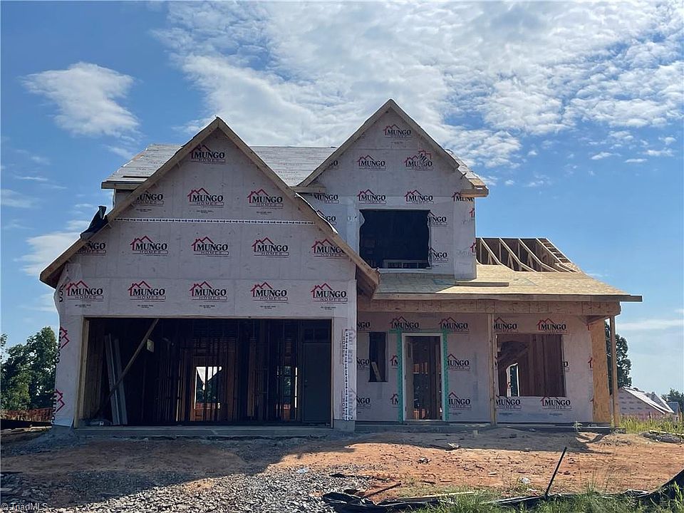 2nd image of 521 Fairmile Dr