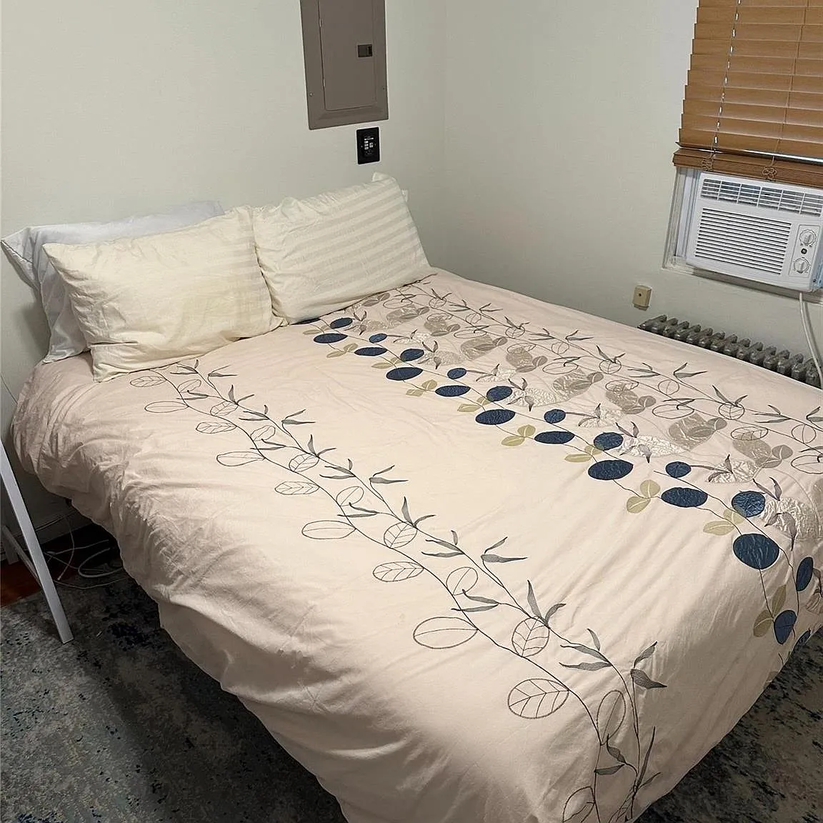 2 bed, 1.0 bath, 870 sqft, $2,500 — Photo 4
