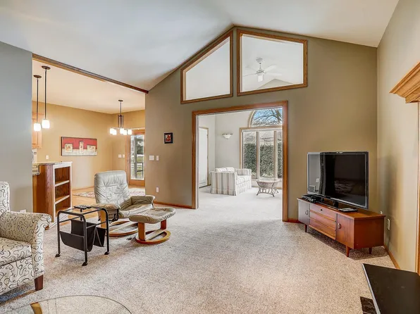 1206 Atcheson Ave, Sun Prairie, WI 53590