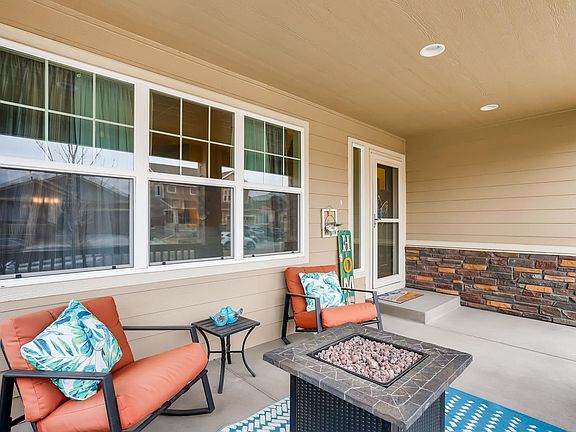 3056 Nebula Ct Loveland CO-large-004-010-Front Porch-1500x998-72dpi.jpg