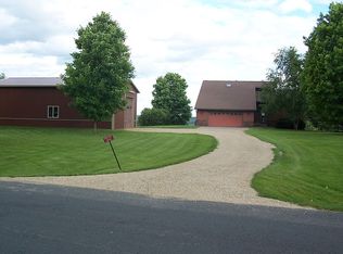 1034 Town Hall Rd, River Falls, WI 54022