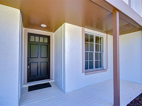 5th image of 15143 Springview St