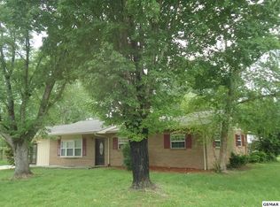 2021 Riverview Cir, Sevierville, TN 37862