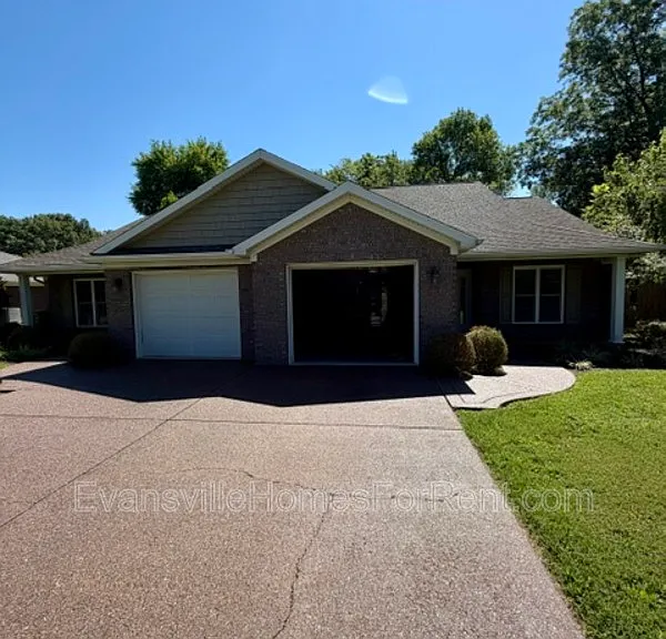3909 Charlotte Ave #B — Photo 3