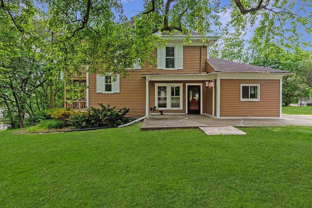 1003 Grand St, Guthrie Center, IA 50115 MLS 674584 Zillow