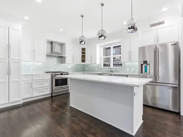 54 Lawton Ave, Cliffside Park, NJ 07010