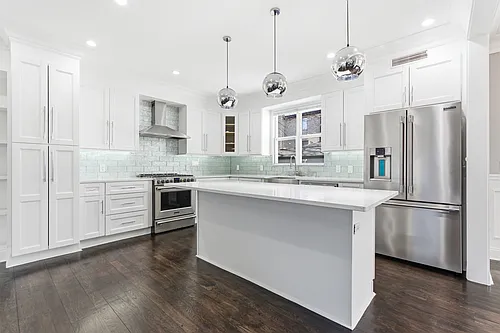 54 Lawton Ave Photo 1