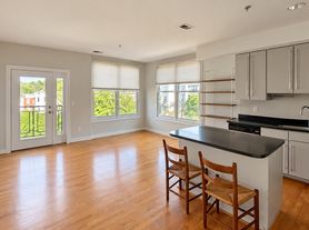 3577 Warder St NW, Washington, DC