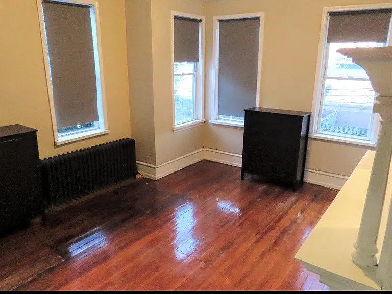 618 E Girard Ave #2 — Photo 13