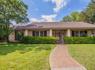 8501 Valley Crest Dr, Woodway, TX 76712