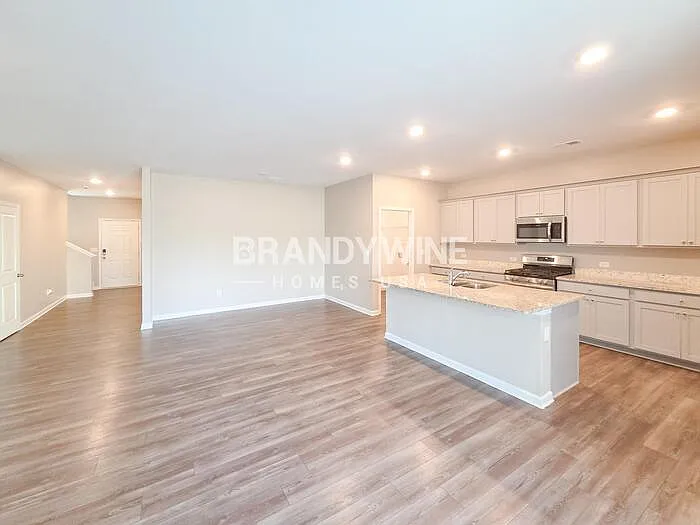 859 Gelderland Dr — Photo 7