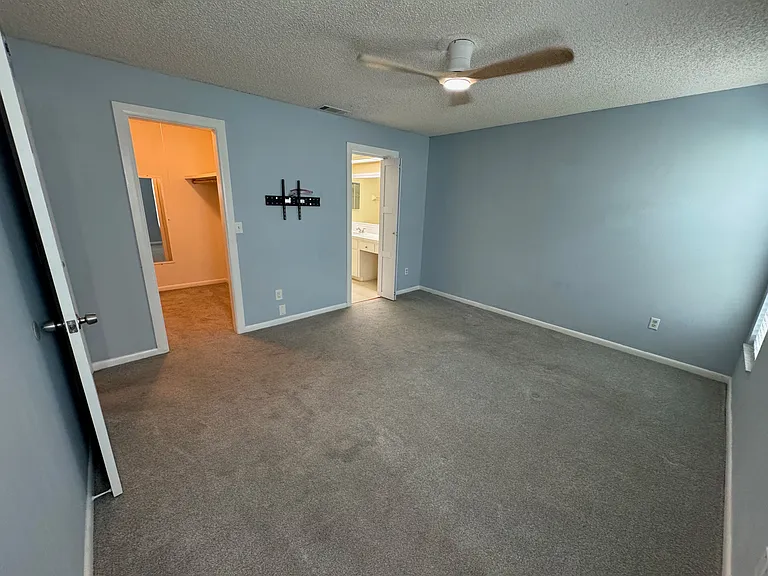 Main bedroom