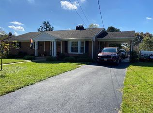 1225 Krise Cir, Lynchburg, VA 24503