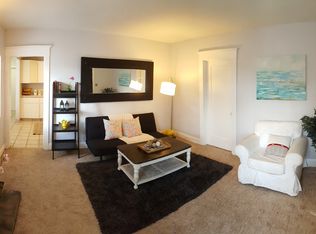 6700 Flora St, Oakland, CA 94621