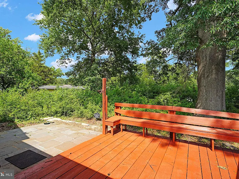 8905 Valley Forge Dr — Photo 29