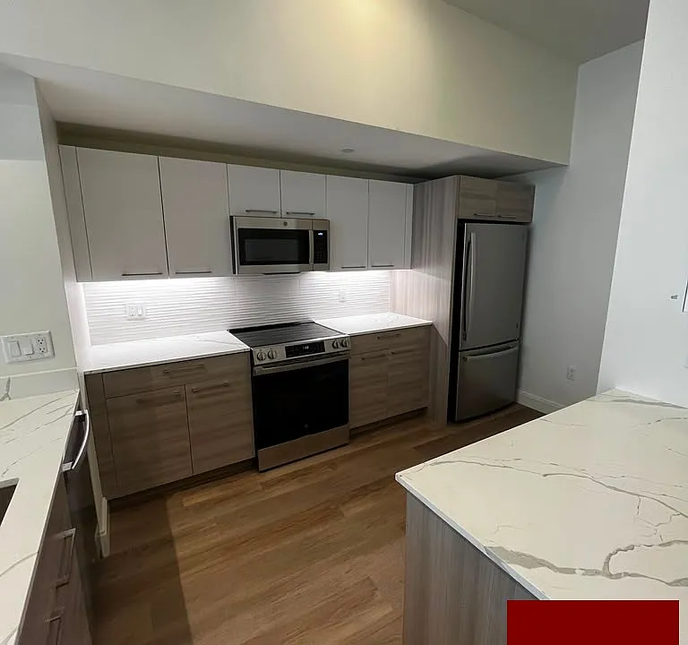1077 Commonwealth Ave #445