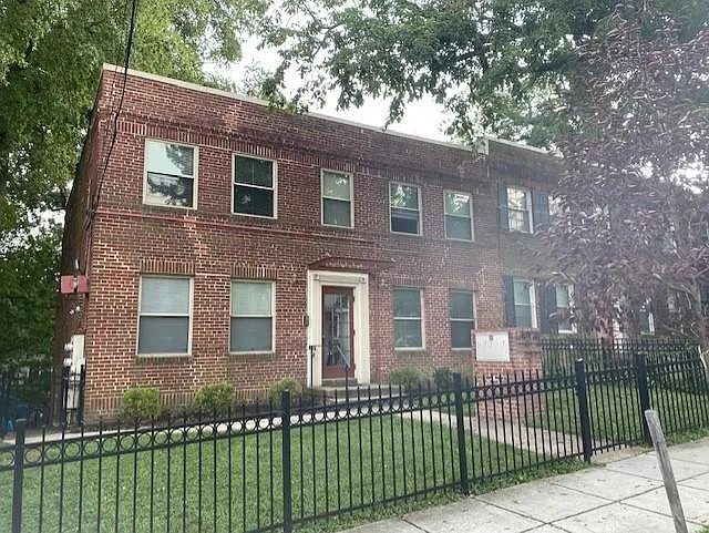 182 Chesapeake St SW — Photo 11