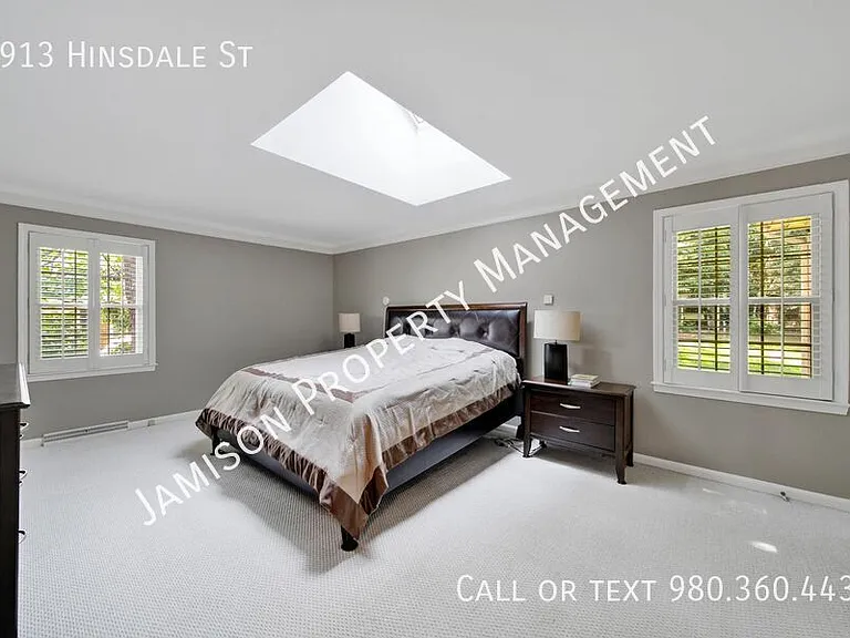 2913 Hinsdale St — Photo 17
