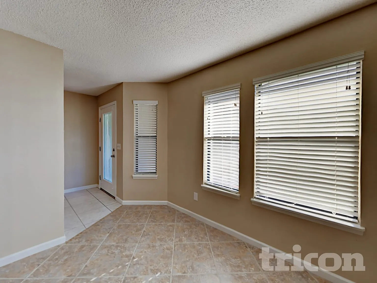2494 E Tipton Drive Deltona FL — Photo 2