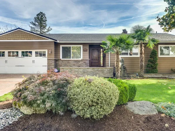 12660 SW Evergreen St, Beaverton, OR 97005