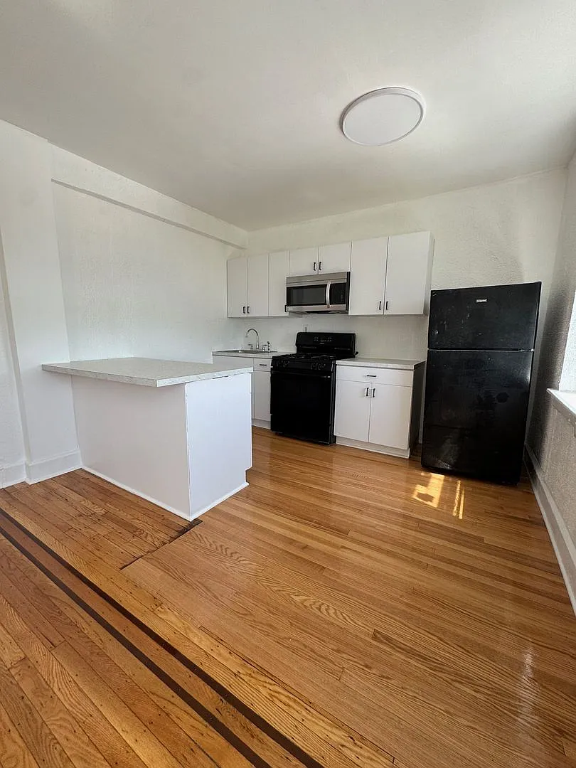 Oak Lynne Apartments — Photo 3