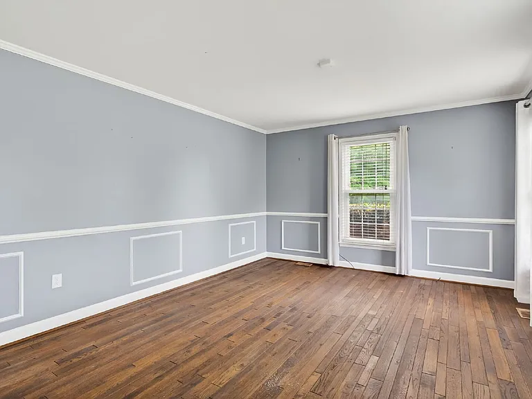 636 N Wilkinson Dr — Photo 5