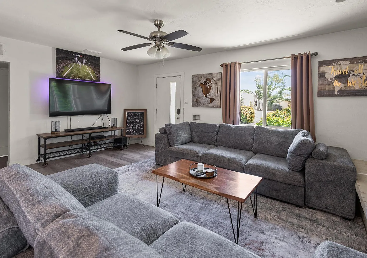 3 bed, 2.0 bath, 1756 sqft, $3,250 — Photo 4