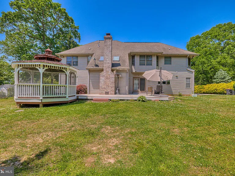 15 Scenic Dr — Photo 33