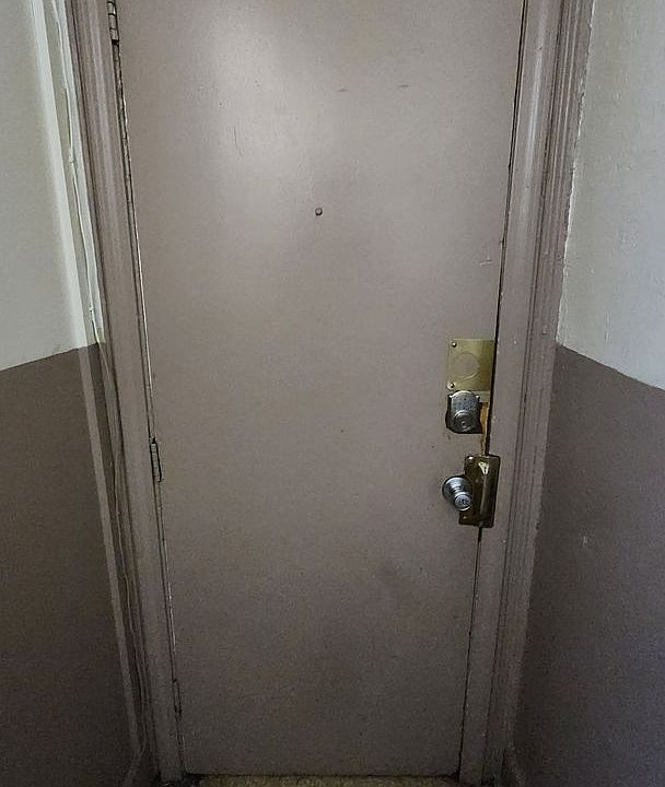 1st image of 6 Liberty St APT 3