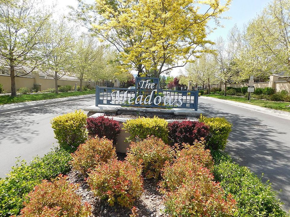 Gated Entry to Community