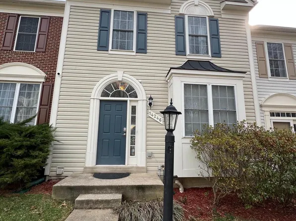 14246 Madrigal Dr, Woodbridge, VA 22193