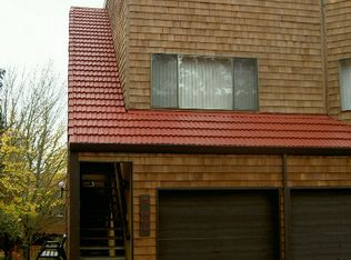 132 Oswego Smt, Lake Oswego, OR 97035