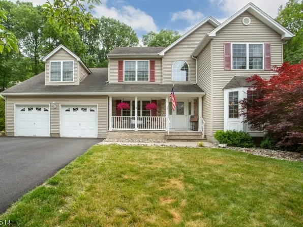 2 Connelly Ave, Mount Olive Twp., NJ 07828