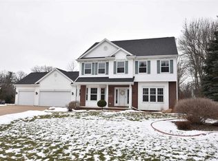 2809 Pine Ridge Rd, Oshkosh, WI 54904