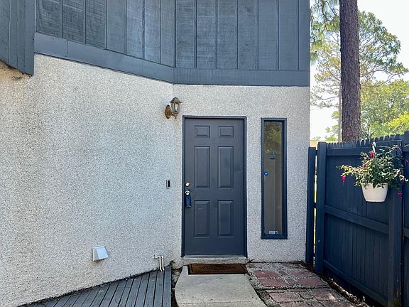 2nd image of 1157 W ROMAINE Circle