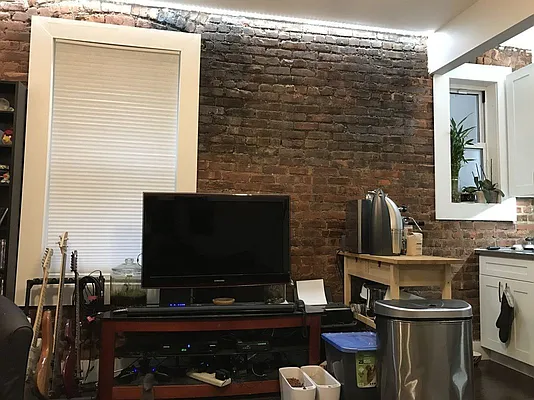 Rented by Brooklive Management/Deergrow Developments LLC | media 13